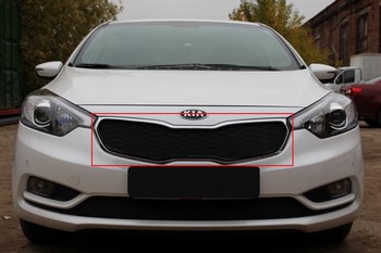 Защитная сетка радиатора ProtectGrille верхняя для KIA Cerato (2013-2015 Черная) - ОбвесКарРу VIN: KCER13.top.black. 