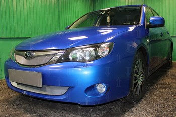 Защитная сетка радиатора ProtectGrille верхняя для Subaru Impreza (2007-2011 Хром) - ОбвесКарРу VIN: SUBIMP07.top2.chrome. 