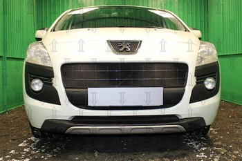Защитная сетка радиатора ProtectGrille верхняя для Peugeot 3008 (2009-2014 Черная) - ОбвесКарРу VIN: PEU3008.top.black. 
