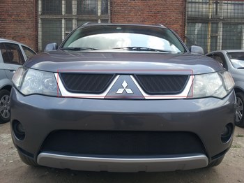 Защитная сетка радиатора ProtectGrille верхняя для Mitsubishi Outlander XL (2006-2010 Черная) - ОбвесКарРу VIN: MITOUTXL.top.black. 